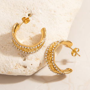 ต่างหูคริสตัลทรงเรขาคณิต ต่างหูสแตนเลสสำหรับผู้หญิง สวมใส่ได้ทุกวัน โทนสีทอง ขอบประดับเพชร EH11886 - Product Image 4