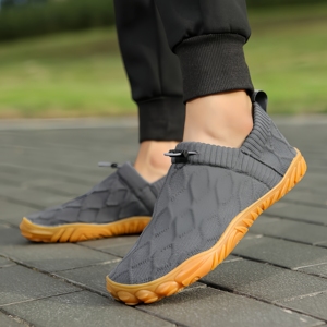 Zapatos sin cordones de punto transpirables para hombre, zapatillas informales ligeras para caminar descalzo, calzado antideslizante para exteriores - Product Image 2