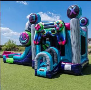 Château Gonflable Commercial Combo Gamer avec Toboggan et Contrôleur de Jeu, Utilisation Humide et Sèche, pour Fêtes et Événements - Product Image 1
