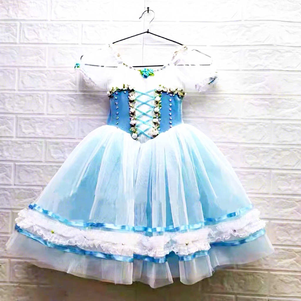 belle fille-bleu clair