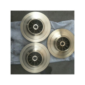 Impulsor de acero inoxidable de tipo cerrado con aspas curvas pulidas de 6 aspas y montaje universal para bomba de agua - Product Image 1