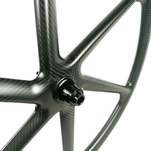 Synergie carbone roues à 6 rayons pour vélo de montagne - Product Image 3