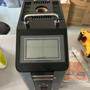 Calibrador de Bloque Seco Portátil de 50~650°C, Poza de Temperatura Xinyi382-650 - Product Image 6