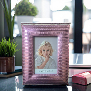 Handmade Hiện Đại 4X6 Inch Khung Ảnh Tùy Chỉnh Màu Tím Sọc PU Da Tường Trang Trí Nội Thất Sáng Tạo Hình Ảnh Khung Kính MDF Cho Nhà Sử Dụng - Product Image 2