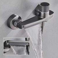Robinet de douche mural en laiton à poignée unique avec barre coulissante pour jet de pluie, pommeau de douche carré, design moderne, finition polie