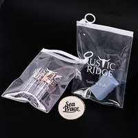 Sac à fermeture éclair en PVC transparent durable avec anneau de traction pour accessoires cosmétiques quotidiens