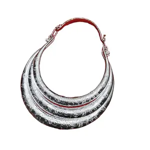 Thousands of Miao villages wholesale Miao silver jewelry Fashion jewelry necklaces Chaplet