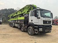 Pompe à béton montée sur camion d'occasion Zoomlion 70M, pompe à béton diesel d'occasion, véhicule de pompage 180M3/H
