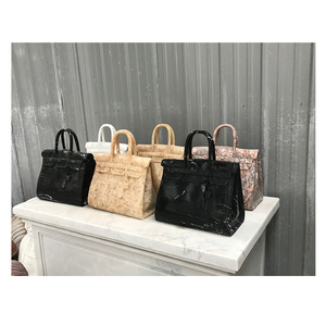 Haute qualité professionnel personnalisé grandeur <span class=keywords><strong>nature</strong></span> marbre sac de sculpture à la main Sculpture pierre sac à main Statue à vendre - Product Image 2