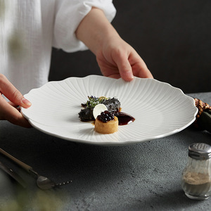 Assiettes à dîner en céramique en forme de fleur, plats pour steak, pâtes, spaghetti, fruits, desserts sucrés, plateaux de service, vaisselle de restaurant - Product Image 5