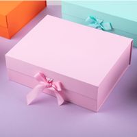 Maßgefertigte Schwarze Leere Schuhboxen mit Magnetverschluss und Klappfront, Rosa Zusammenklappbare Geschenkbox mit Magnetverschluss