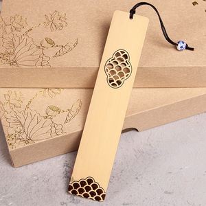 Hollowed Out Chinese Style Wooden <b>Bookmarks</b> Rectangle Wood <b>Bookmark</b> Ornamental Design <b>Bookmarks</b> for Unique Gifts - Product Image 3