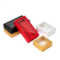 Boîtes cadeaux sur mesure, diverses tailles, matériaux recyclés, auto-érectables, fenêtre transparente, pelliculage mat, gaufrage, papier UV