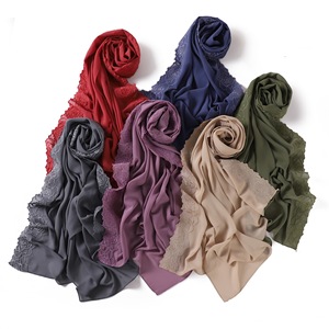 Écharpe en Chiffon Brodé Couleur Unie Personnalisée, Voile Élégant et Doux pour Femmes Musulmanes - Product Image 4