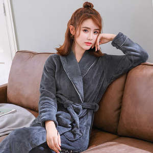 2025 vendita calda all'ingrosso 100% poliestere tinta unita Mr & Mrs accappatoio personalizzato <span class=keywords><strong>da</strong></span> donna accappatoio caldo pile <span class=keywords><strong>da</strong></span> uomo accappatoio - Product Image 4