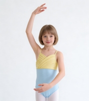 Vente directe usine : Justaucorps style audacieux avec bouton doré, col large noir scintillant, tenue de jazz