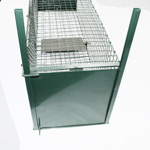 Piège à animaux vivants en métal pliable pour usage agricole pour capturer les écureuils, les renards, les lapins et les rats, haute performance et emballé en boîte - Product Image 1