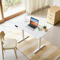 Bureau assis-debout électrique moderne pour le télétravail - Bordure ergonomique en arc et option économique