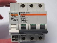 Disjoncteur PLC Multi 9 C60n 3A Type C 480VAC 3P avec MX+OF pour produit sous garantie