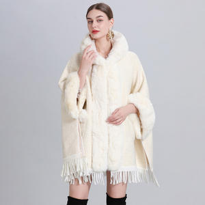 Poncho <span class=keywords><strong>en</strong></span> fausse fourrure pour femme Veste <span class=keywords><strong>polaire</strong></span> avec pompons <span class=keywords><strong>en</strong></span> laine mélangée <span class=keywords><strong>Cape</strong></span> coupe-vent <span class=keywords><strong>en</strong></span> fourrure <span class=keywords><strong>Cape</strong></span> de mode - Product Image 4