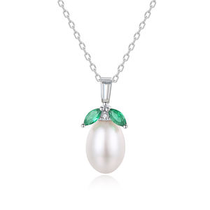 สร้อยคอไข่มุกน้ำจืดเงินแท้ S925 คลาสสิก ประดับเพทายสีเขียว ขายส่งเครื่องประดับหรูสำหรับผู้หญิง - Product Image 1
