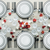Assiettes de présentation personnalisables à bord noir pour mariage, plats de table en porcelaine blanche et noire