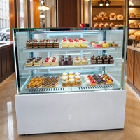 Vitrine Réfrigérée Professionnelle pour Gâteaux Personnalisés avec Éclairage LED pour Présentation de Gâteaux de Mariage et d'Anniversaire