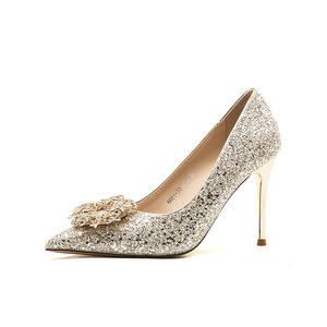 รองเท้าส้นสูงประดับมุกหรูหรา ส้นเข็ม ปลายแหลม สำหรับผู้หญิง ใส่ไปงานแต่งงาน งานปาร์ตี้ หรืองานเลี้ยง  ใส่สบาย ความสูง 3-5 ซม. - Product Image 5