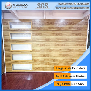 Nouveau modèle Fabricants chinois de portes de <span class=keywords><strong>garage</strong></span> avec porte piétonne Porte de <span class=keywords><strong>garage</strong></span> commerciale avec ouvre-porte pour piétons - Product Image 2