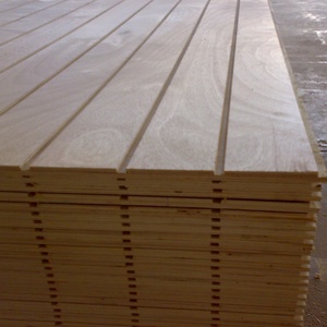 Contreplaqué rainuré en forme de W plaqué de pin de Playwood rainuré de 9mm avec le plybead de bord Shiplapped pour la décoration - Product Image 5