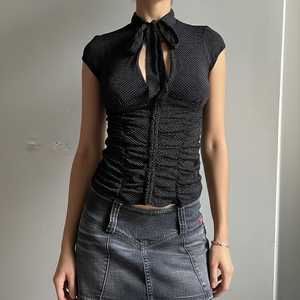 Blusa Elegante con Estampado de Lunares, Cuello en V, Detalle de Lazo y Botones, Corte Entallado, Versátil e Informal - Product Image 3