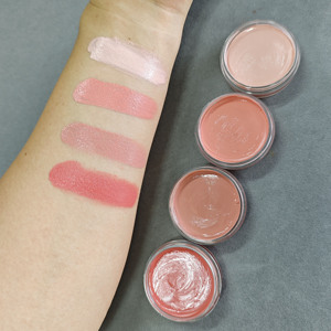 Blush Idratante Cremoso ad Alta Pigmentazione Personalizzato con Etichetta Privata - Product Image 3