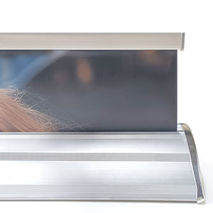 حامل لافتات قابل للطي مع طباعة رقمية مخصصة، شاشة عرض ترويجية قابلة للسحب بإطار ألومنيوم - Product Image 3