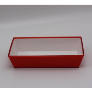Plato de Plástico Bicolor Rojo y Blanco de Calidad para Catering de Aerolíneas con Diseño Apilable, Material para Servicio de Comidas a Bordo - Product Image 1