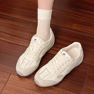 Chaussures de sport légères à semelle souple pour femmes, modèle 2026, nouvelle conception, type Dechen, avec surface en filet - Product Image 3
