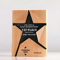 Plaque de récompense en bois artisanale écologique de la marque Noble Manufacturer avec gravure laser, trophée étoile