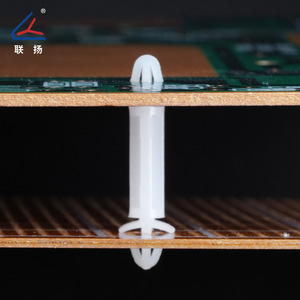 Postes espaciadores de nylon de doble cabezal Lianyang Lcf PA66 con certificación RoHS para soporte de placas de circuito impreso - Product Image 3