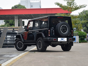 ขายตรงจากโรงงาน ปี 2026 รถใหม่เอี่ยม BJ 212 T01 เบนซิน/น้ำมัน  เกียร์อัตโนมัติ รถออฟโรดระดับมืออาชีพ 4 ประตู 5 ที่นั่ง SUV ขับเคลื่อน 4 ล้อ รุ่น R18 - Product Image 5