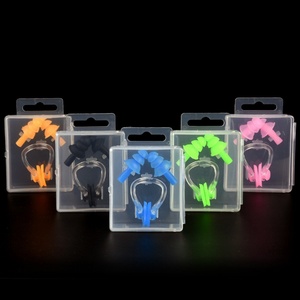 Juego de tapones para los oídos con clip para la nariz, a prueba de polvo, impermeable, insonorizado, material de silicona suave, universal para deportes de natación y vadeo - Product Image 4