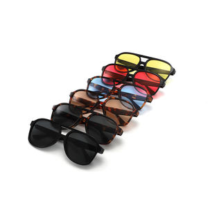 Regalo di promozione moda <span class=keywords><strong>occhiali</strong></span> da sole da donna <span class=keywords><strong>Vintage</strong></span> Double bridge lenti gialle <span class=keywords><strong>occhiali</strong></span> da sole da donna <span class=keywords><strong>occhiali</strong></span> da sole <span class=keywords><strong>occhiali</strong></span> da aviazione 2025 - Product Image 6