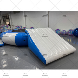 Parco acquatico commerciale PVC Sport acquatici all'aperto Trampolino gonfiabile galleggiante da 5M <span class=keywords><strong>per</strong></span> bambini - Product Image 5