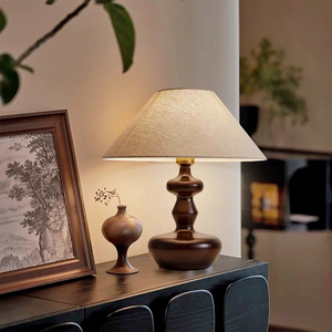 Lampada da Tavolo Americana Retrò Moderna per Camera da Letto, Illuminazione Elettrica a Spettro Completo, Design in Legno Massello Flessibile Stile Wabi-Sabi Francese - Product Image 4