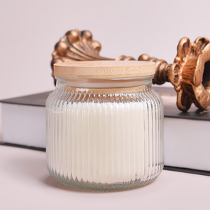 Vela Aromática Artesanal de Cera de Soya en Frasco de Vidrio con Tapa de Madera, Forma Cilíndrica, Decoración para el Hogar - Product Image 4