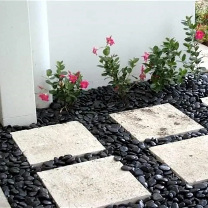 black pebbles class one decorative stones for garden River Stones pebble table runner white polished