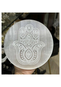 Plaque de Sélénite Naturelle Polie avec Symbole de Main de Hamsa Gravé, Disque de Purification en Cristal, Méditation Reiki - Product Image 2