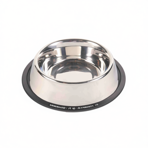 Ciotola per Animali Domestici in Acciaio Inox da 0,9 L con Anello in Gomma, Diametro 17 cm, Design Facile da Pulire - Product Image 2