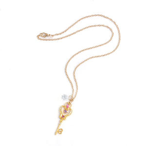 Vente en gros <span class=keywords><strong>Sailor</strong></span> <span class=keywords><strong>Moon</strong></span> Variété Sakura <span class=keywords><strong>Baguette</strong></span> Magique Amour Rose Clé Pendentif Fille Coeur Diamant Cristal Collier - Product Image 5