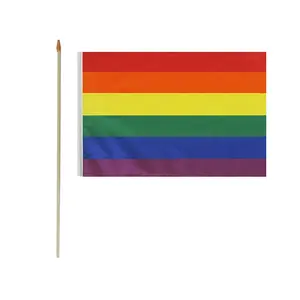 شعار مخصص 6 ألوان قوس قزح المشارب اليد إشارة العلم المثليين علم يد الخيزران خشبية القطب المثليين أعلام المثليين