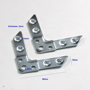 Phụ Kiện Thông Gió Ống Dẫn Mép Bích Mạ Kẽm - Product Image 2