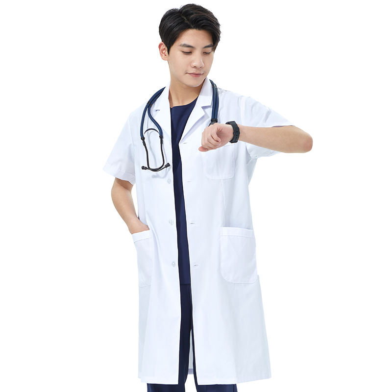 แขนสั้นสีขาวผู้ชาย